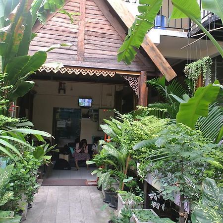 Eco House Lejlighed Bangkok Eksteriør billede