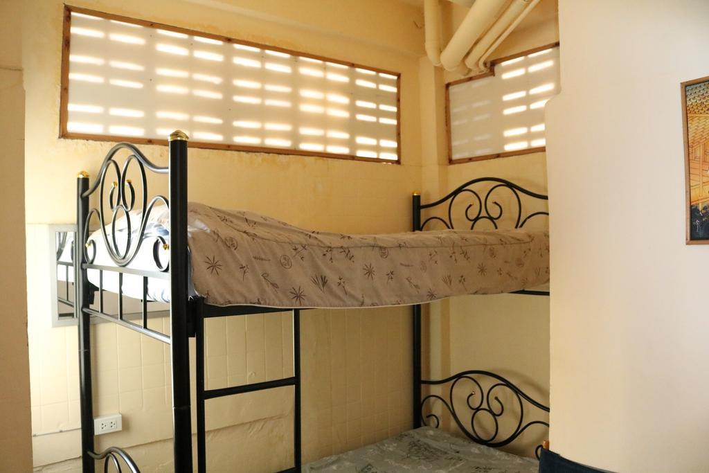 Eco House Lejlighed Bangkok Eksteriør billede